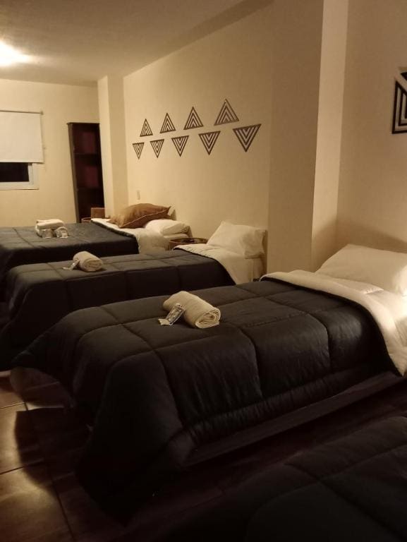 Standard Quadruple Room room - Image 1