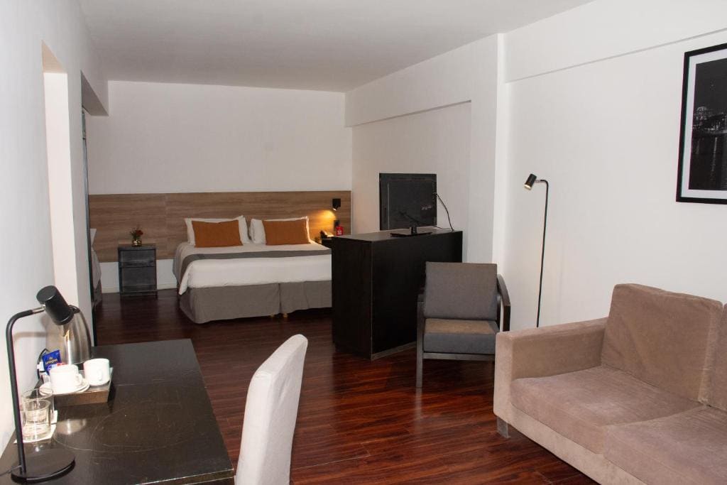 Executive Triple Room room - Image 1