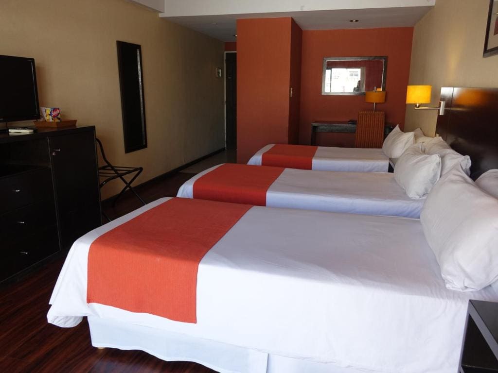 Standard Triple Room room - Image 2