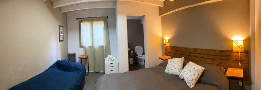 Triple Room with Private Bathroom room - Image 2