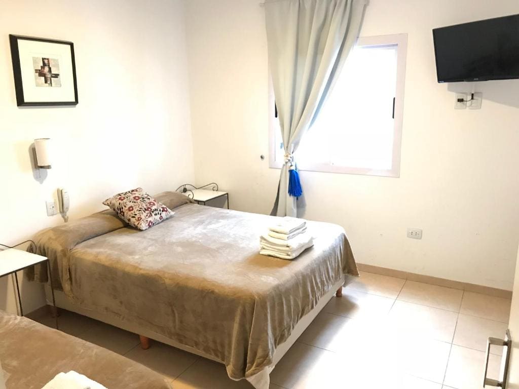Triple Room with Private Bathroom room - Image 1