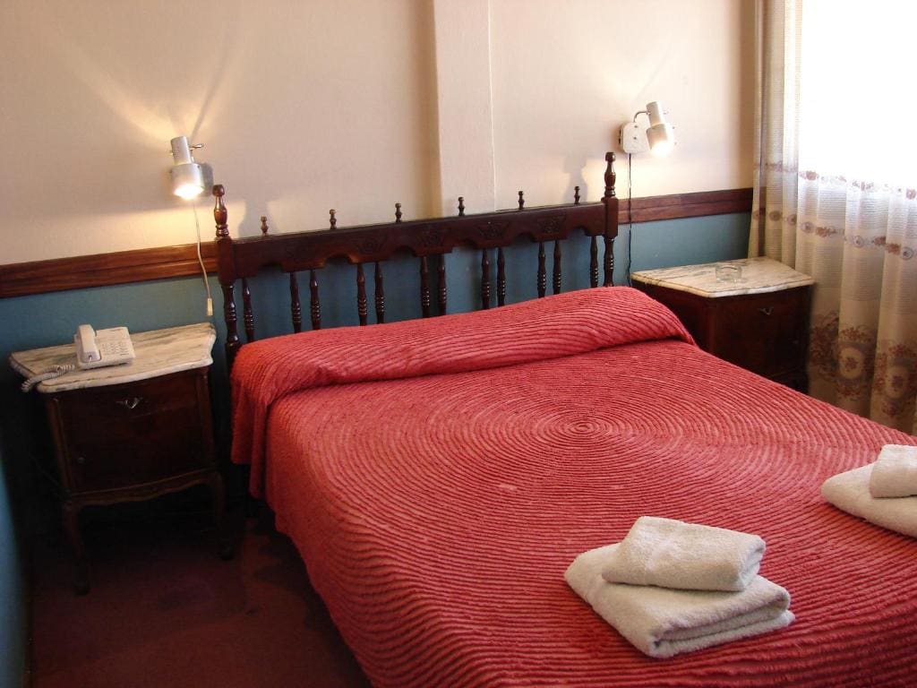 Double or Twin Room room - Image 1