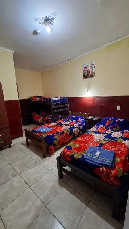 Quadruple Room room - Image 2