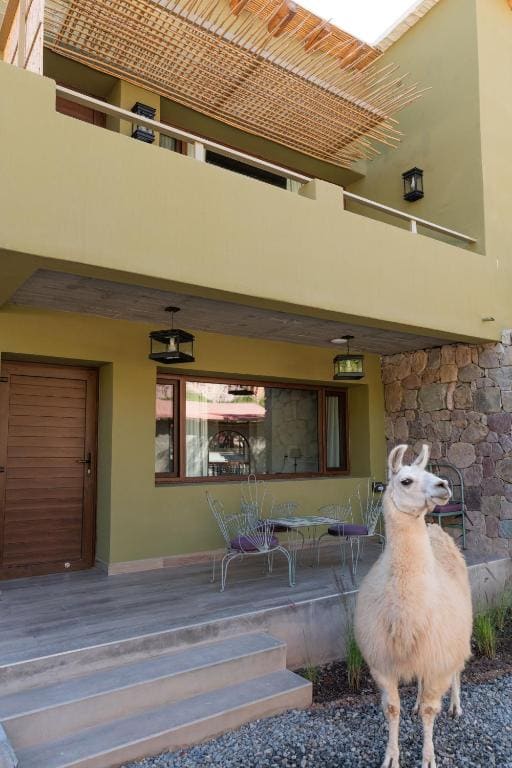 Suite with Mountain View room - Image 3
