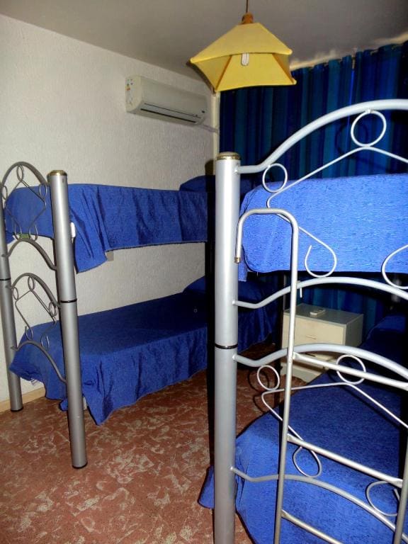 Basic Triple Room with Shared Bathroom room - Image 1