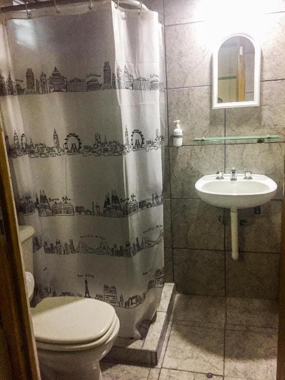 Double Room with Private Bathroom room - Image 2