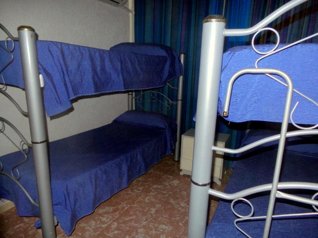 Quadruple Room with Shared Bathroom room - Image 2