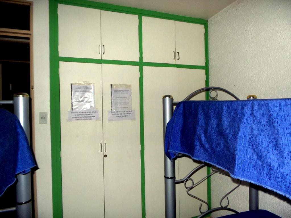 Quadruple Room with Shared Bathroom room - Image 3