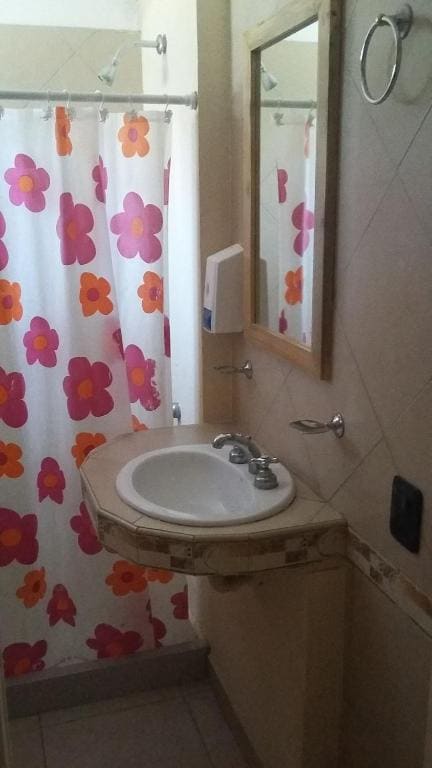 Triple Room with Private Bathroom room - Image 2