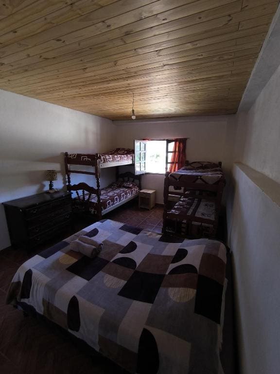 Family Room with Private Bathroom room - Image 1