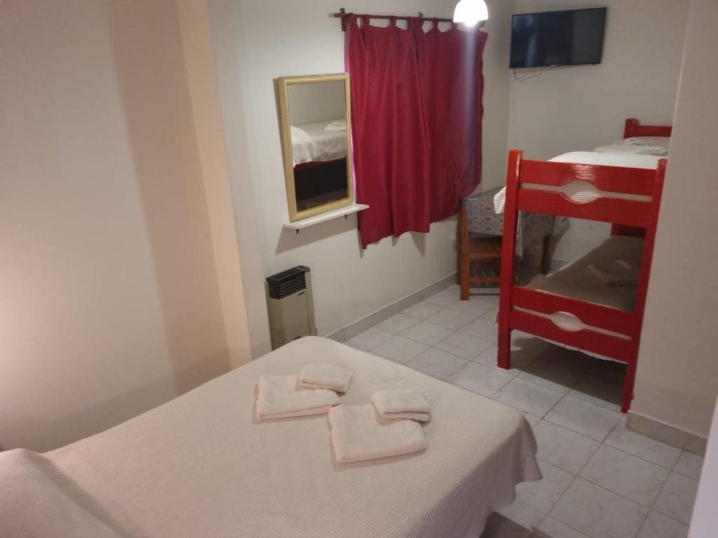 Quadruple Room room - Image 2