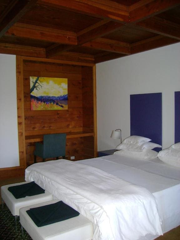 Suite with Lake View room - Image 2