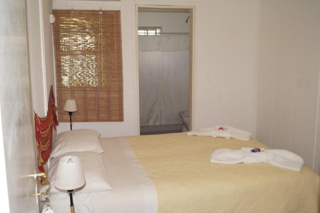 Classic Triple Room room - Image 3