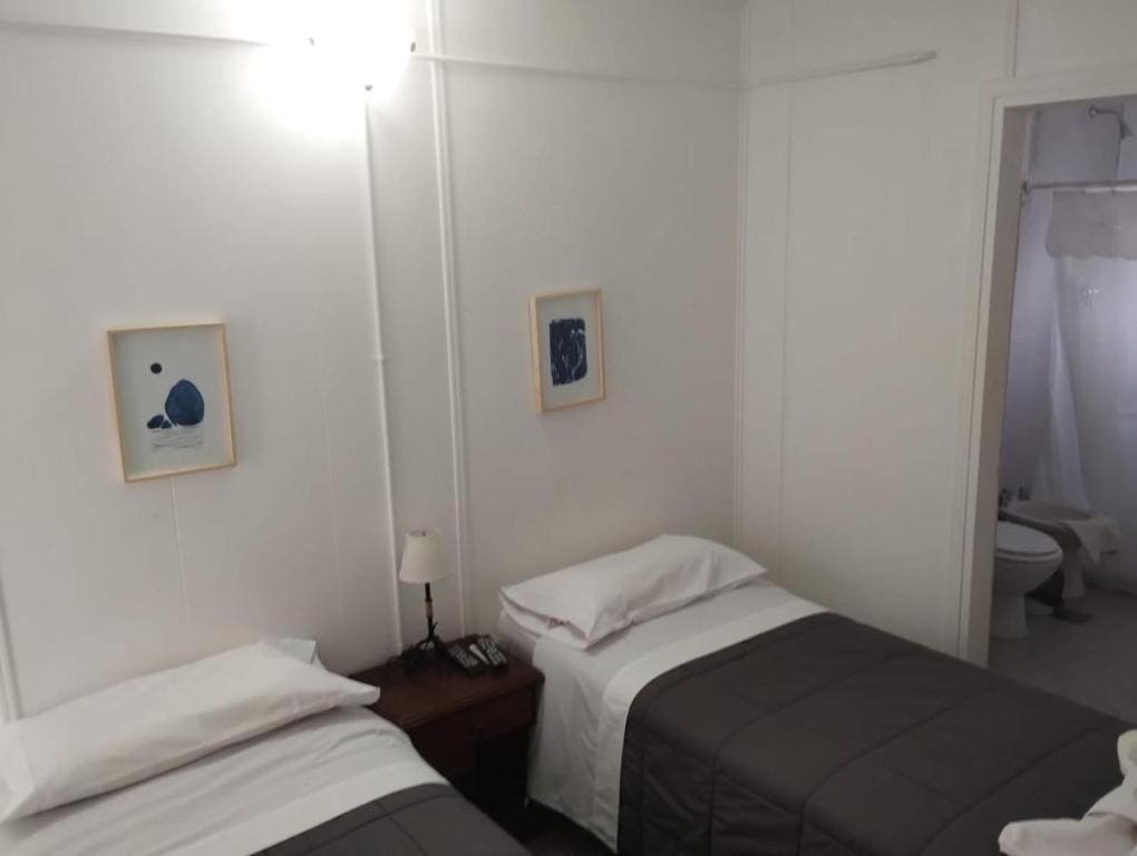 Twin Room room - Image 1