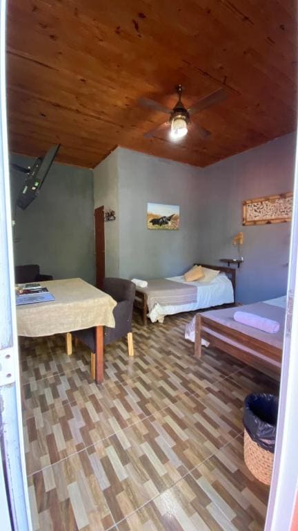 Twin Room with Private Bathroom room - Image 2