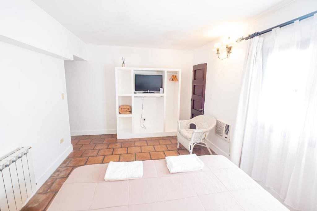Standard Double or Twin Room room - Image 2