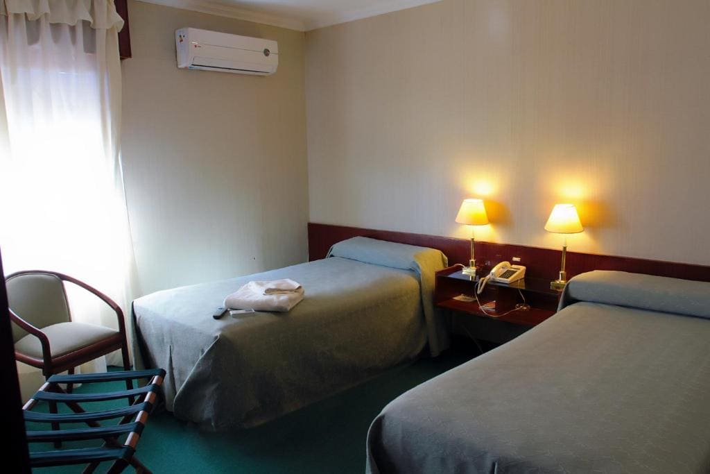 Quadruple Room room - Image 1