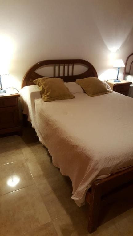 Classic Triple Room room - Image 2