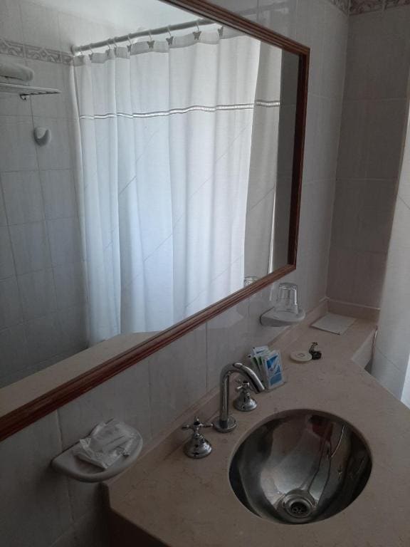 Standard Double Room room - Image 3