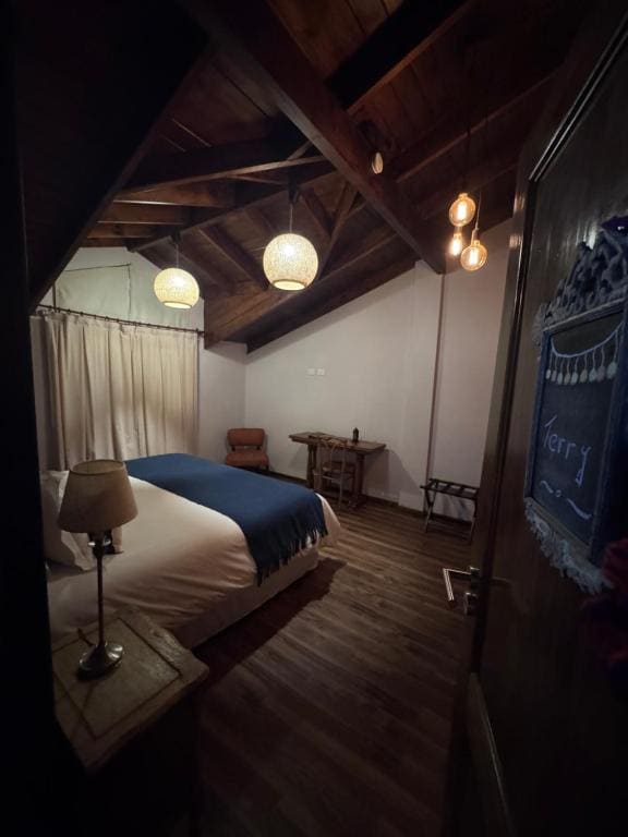 Superior Deluxe Double or Twin Room room - Image 2