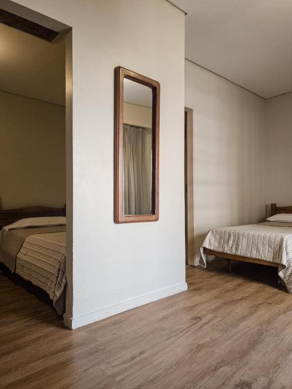Standard Triple Room room - Image 1