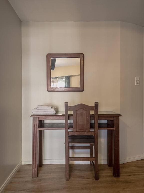 Standard Quadruple Room room - Image 3