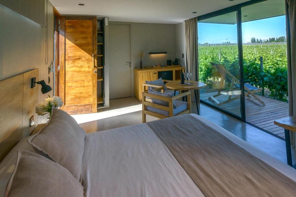 Suite with Mountain View room - Image 2