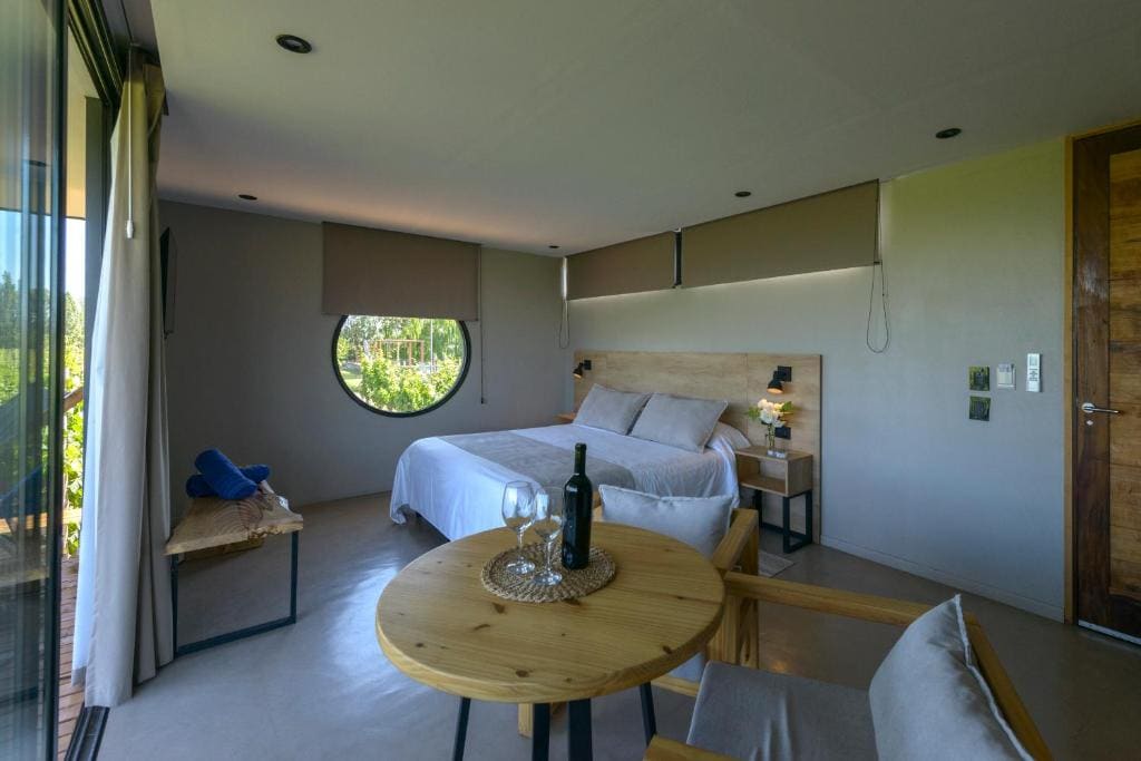 Suite with Mountain View room - Image 3