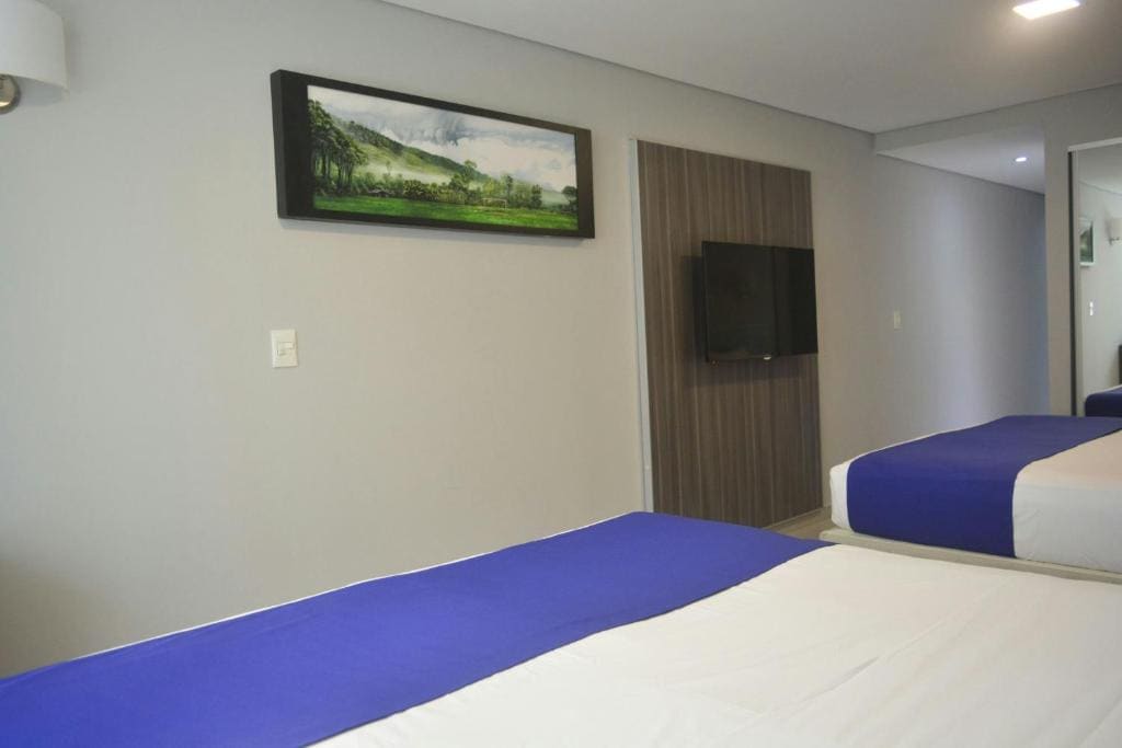 Superior King or Twin Room room - Image 1