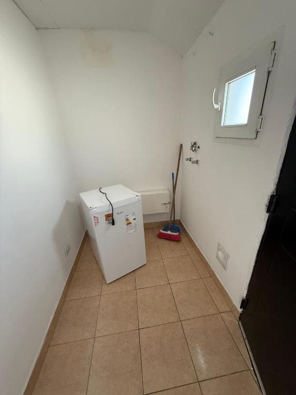 Apartment - Ground Floor room - Image 1