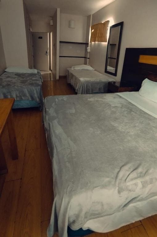 Quadruple Room room - Image 3