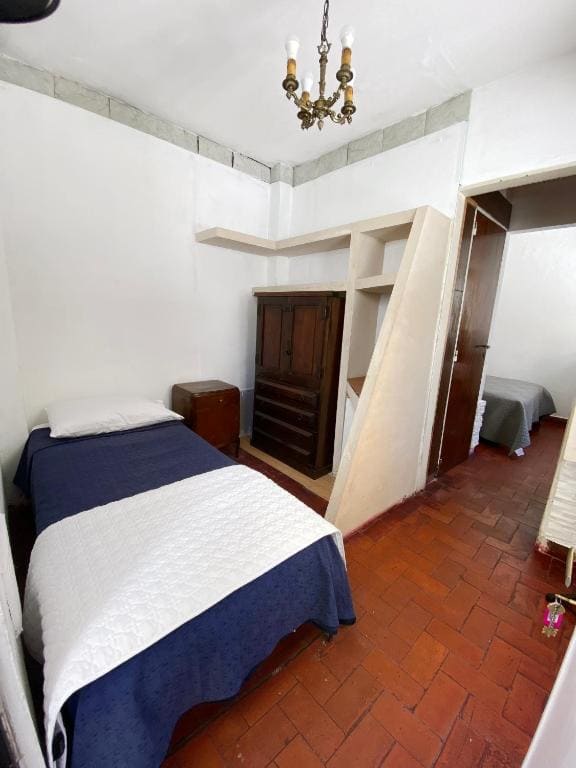 Triple Room with Shared Bathroom room - Image 1