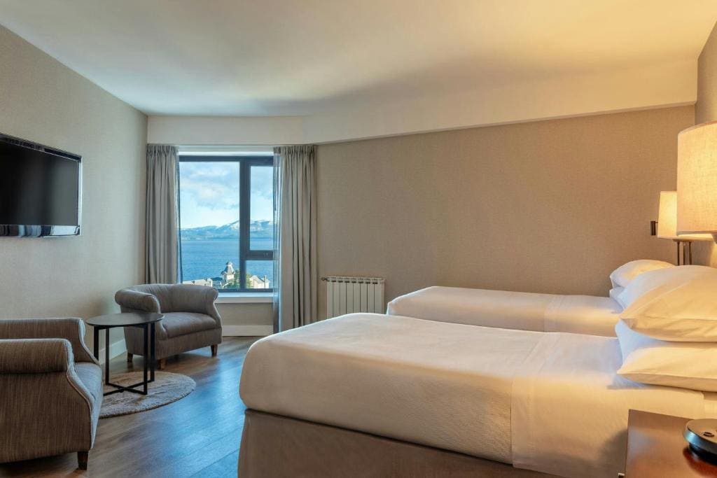 Superior Guest room with 2 Twin/Single Bed(s) room - Image 1