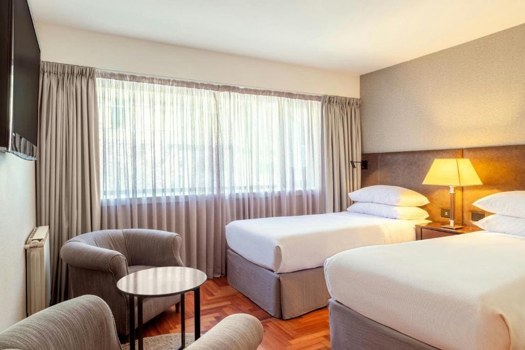 Classic, Guest room with 2 Twin/Single Bed(s) room - Image 2