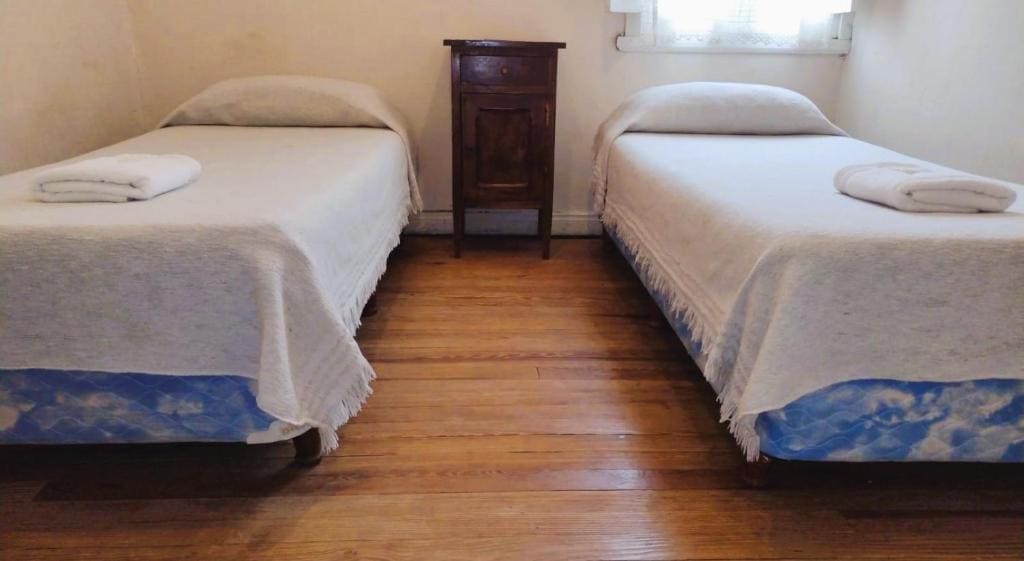 Double or Twin Room with Shared Bathroom room - Image 1