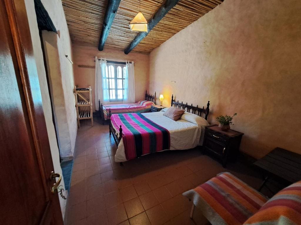 Triple Room with Private Bathroom room - Image 2
