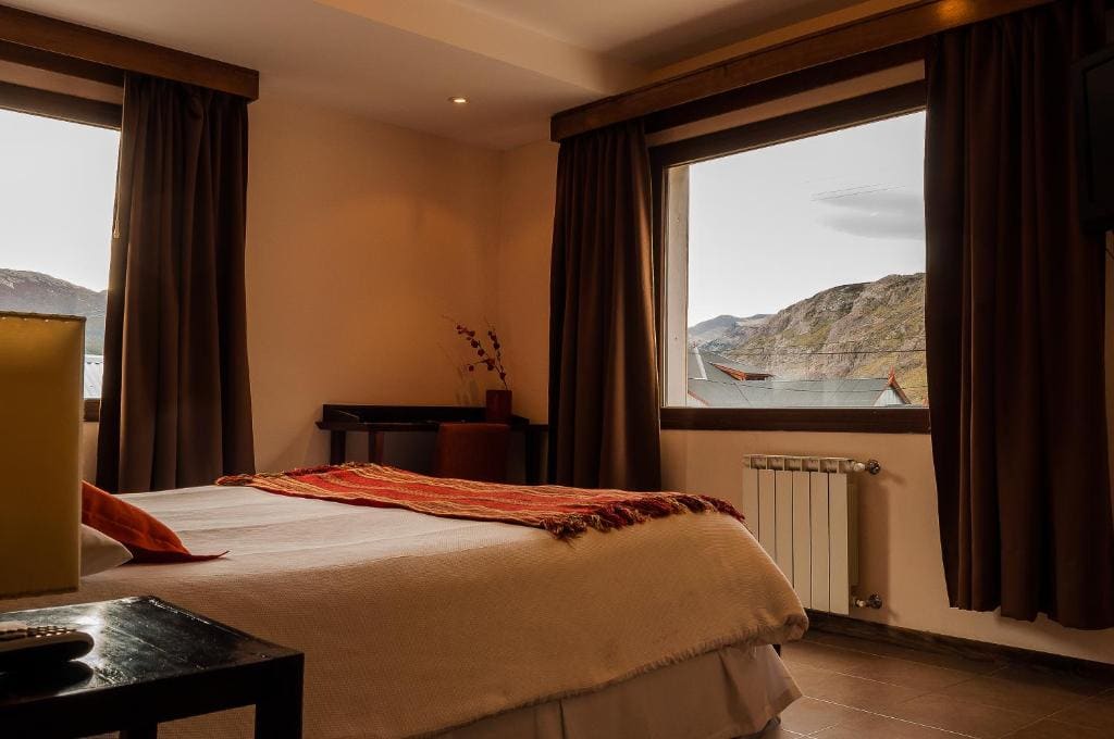 Superior Double or Twin Room room - Image 2