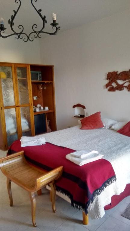Economy Double Room room - Image 2