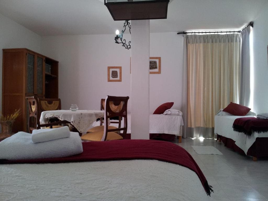 Superior Triple Room room - Image 2