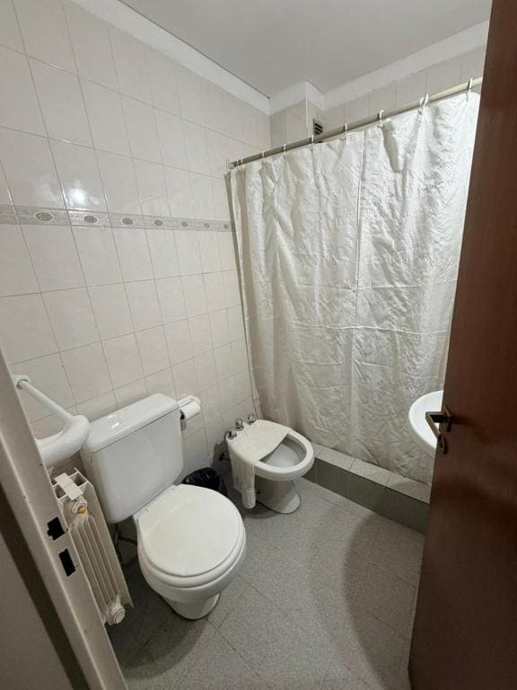 Quadruple Room with Private Bathroom room - Image 3