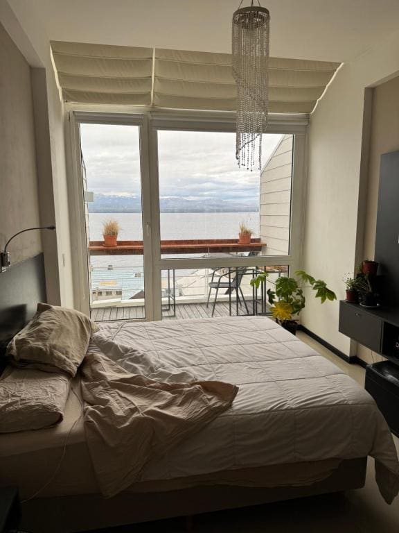 Studio with Lake View room - Image 1