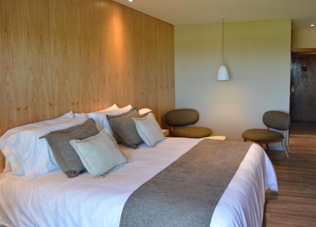 Superior Double or Twin Room room - Image 2