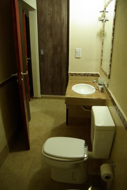 Quadruple Room room - Image 1