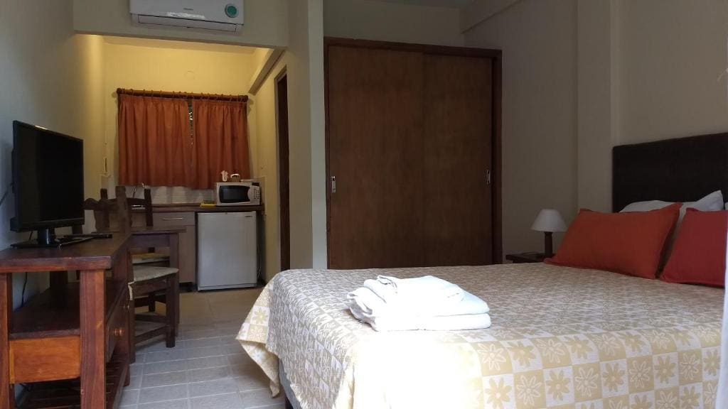 Queen Studio room - Image 2