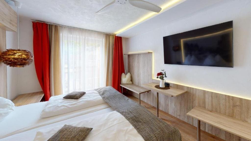 Comfort Triple Room room - Image 1