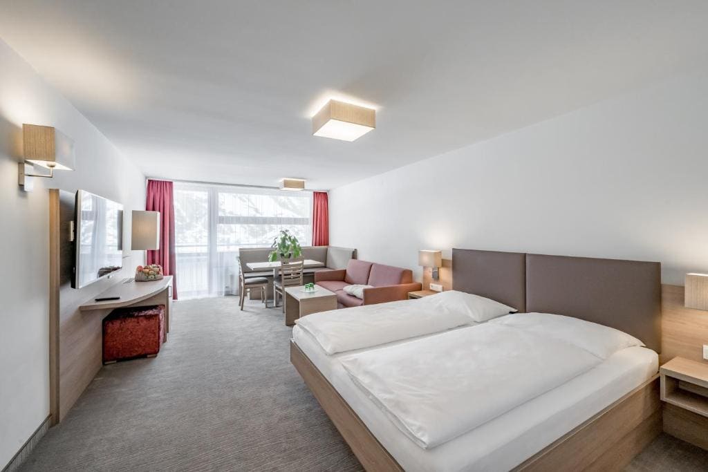Large Double Room room - Image 1