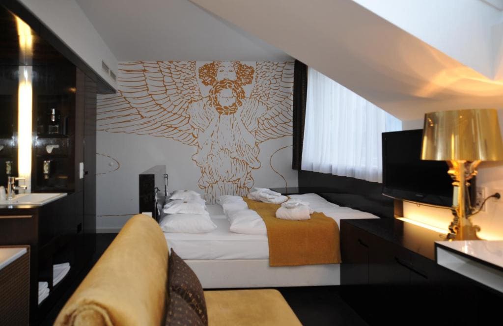 Deluxe Double Room room - Image 2