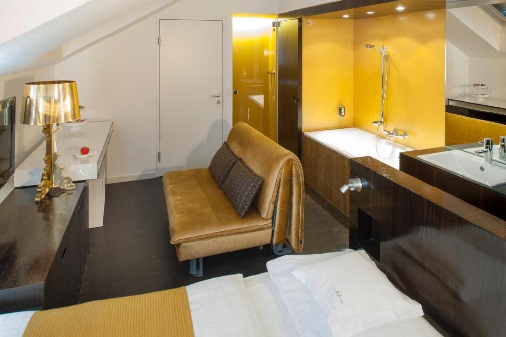 Deluxe Double Room room - Image 1