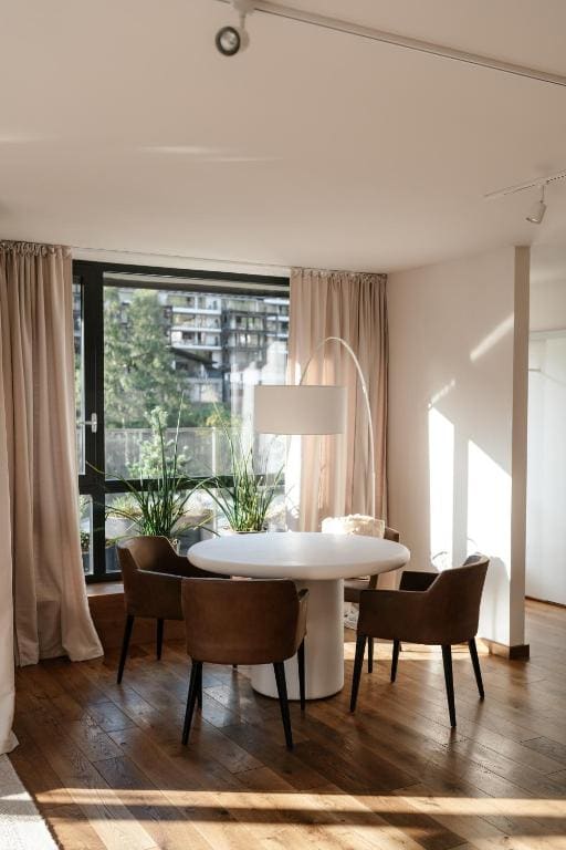 Suite with Sauna room - Image 3