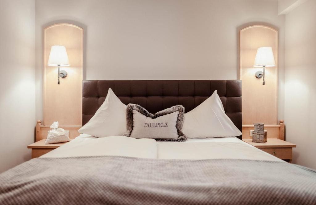 Doppelzimmer Bergseite room - Image 2